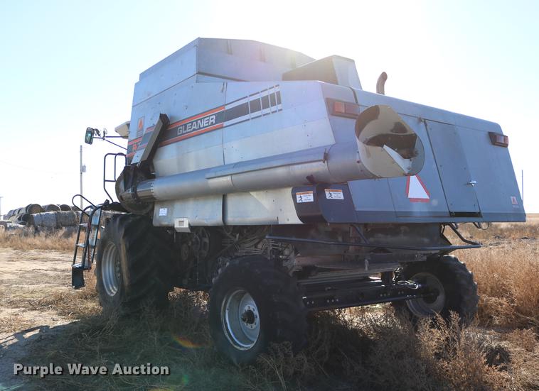 image for item DC3708 1996 Gleaner R72 combine