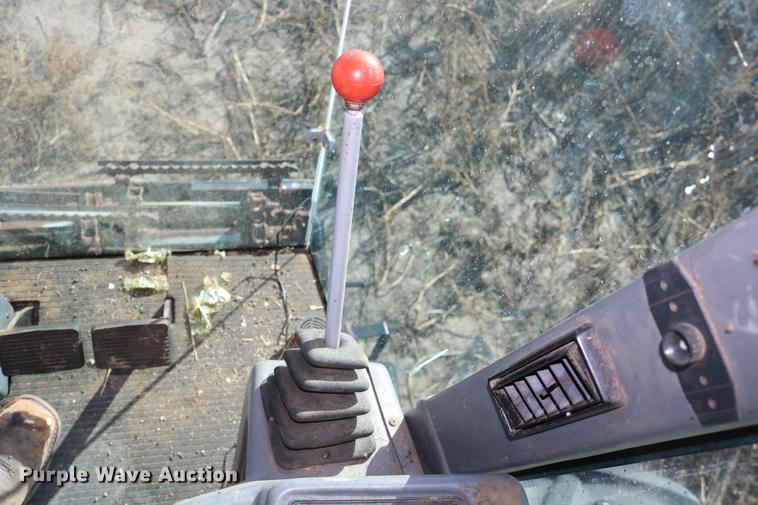 image for item DC3708 1996 Gleaner R72 combine