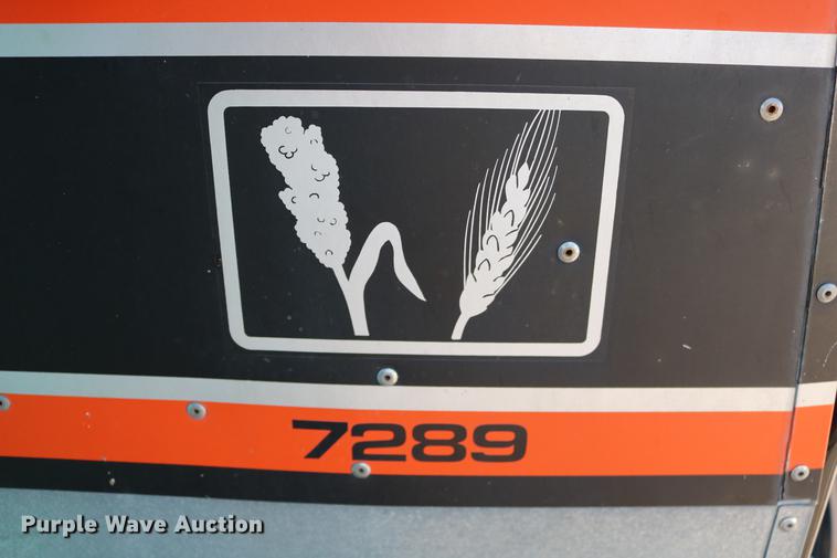 image for item DC3708 1996 Gleaner R72 combine