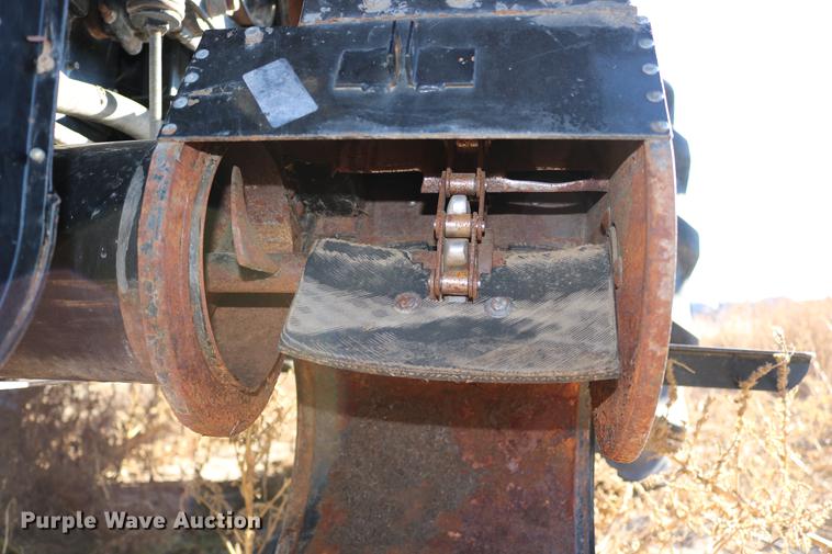 image for item DC3708 1996 Gleaner R72 combine