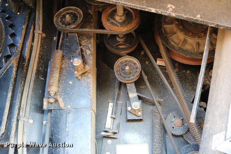 image for item DC3708 1996 Gleaner R72 combine