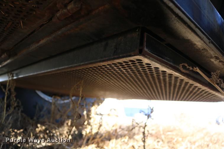 image for item DC3708 1996 Gleaner R72 combine