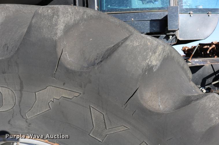 image for item DC3708 1996 Gleaner R72 combine