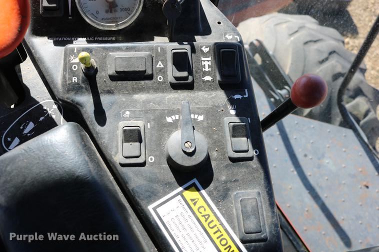 image for item DC3709 Hesston 8450 self-propelled windrower