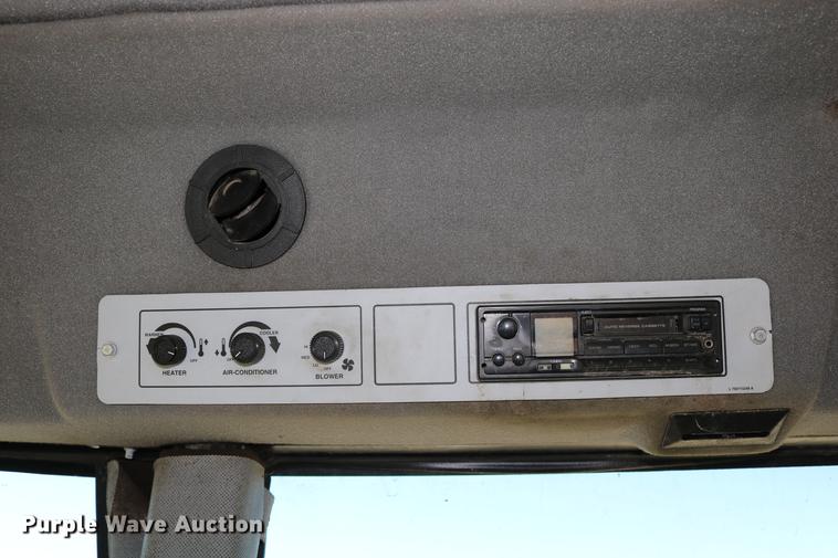 image for item DC3709 Hesston 8450 self-propelled windrower