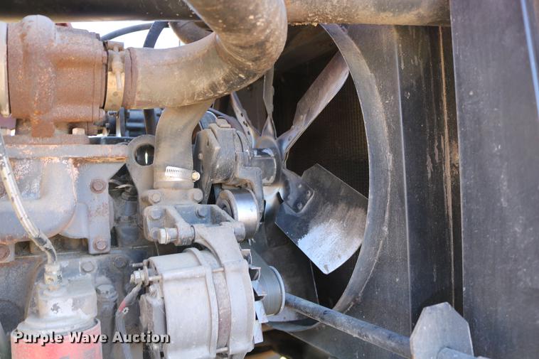 image for item DC3709 Hesston 8450 self-propelled windrower