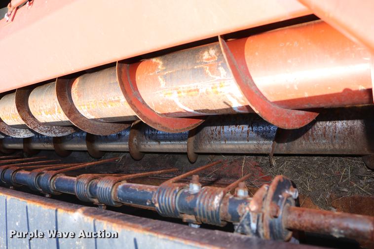 image for item DC3709 Hesston 8450 self-propelled windrower