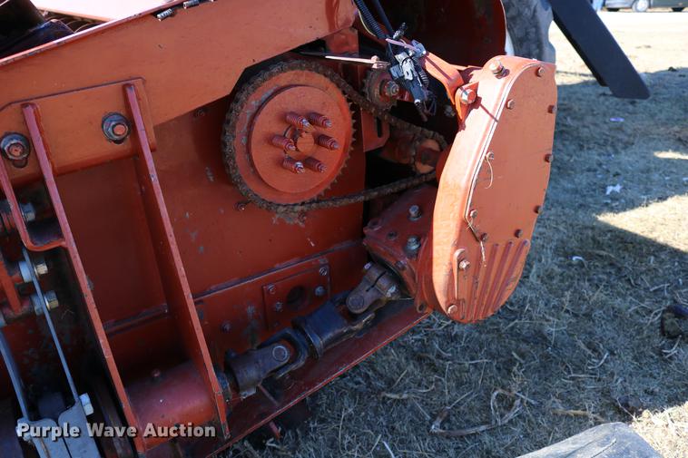 image for item DC3709 Hesston 8450 self-propelled windrower