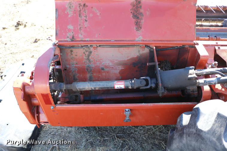 image for item DC3709 Hesston 8450 self-propelled windrower