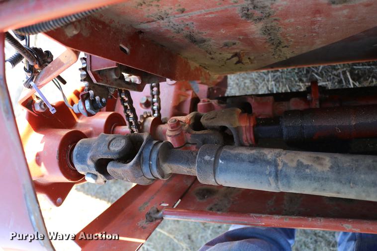 image for item DC3709 Hesston 8450 self-propelled windrower