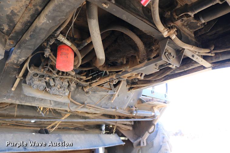 image for item DC3709 Hesston 8450 self-propelled windrower