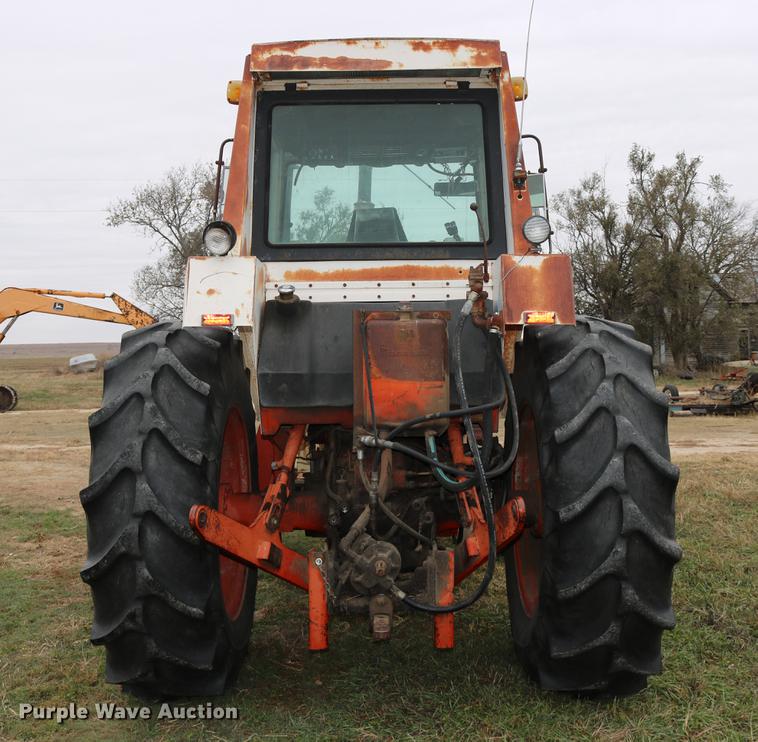 image for item DC3724 1975 Case 1175 tractor