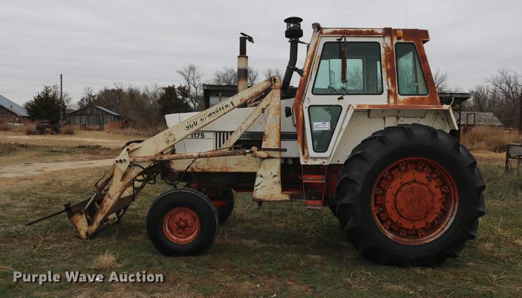 image for item DC3724 1975 Case 1175 tractor