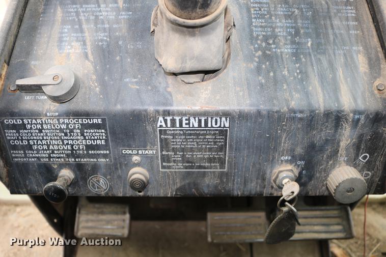 image for item DC3724 1975 Case 1175 tractor