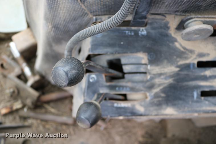 image for item DC3724 1975 Case 1175 tractor