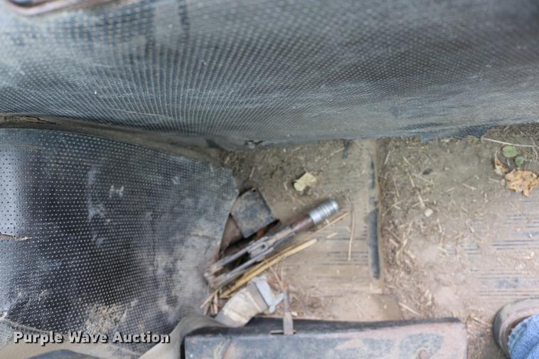 image for item DC3724 1975 Case 1175 tractor