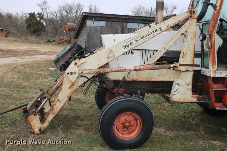 image for item DC3724 1975 Case 1175 tractor