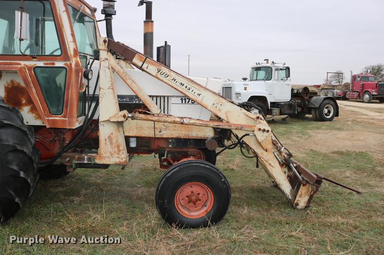 image for item DC3724 1975 Case 1175 tractor