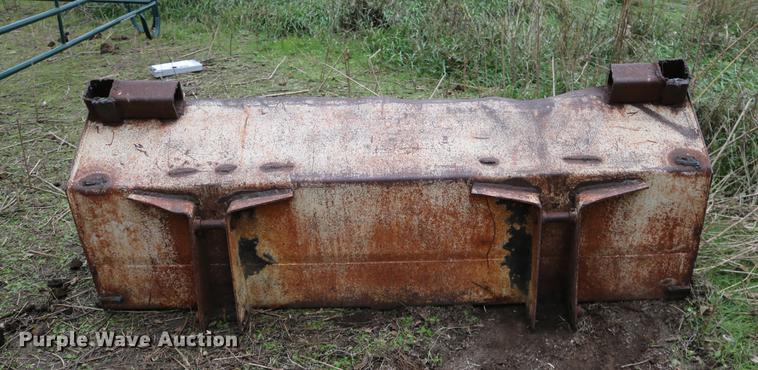 image for item DC3724 1975 Case 1175 tractor