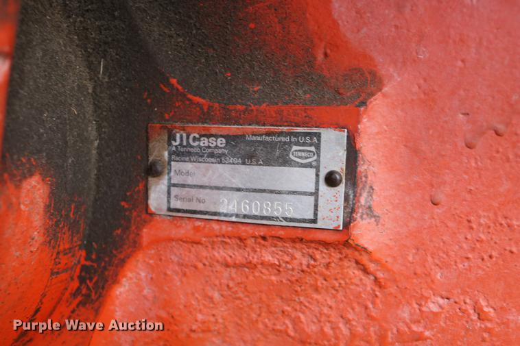 image for item DC3724 1975 Case 1175 tractor