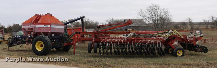 image for item DC3726 Sunflower 9130-40 no-till air seeder