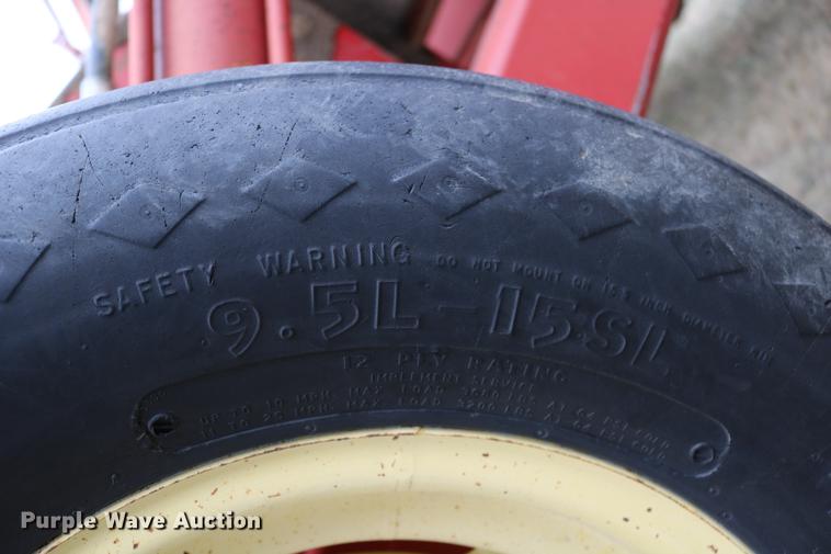 image for item DC3726 Sunflower 9130-40 no-till air seeder