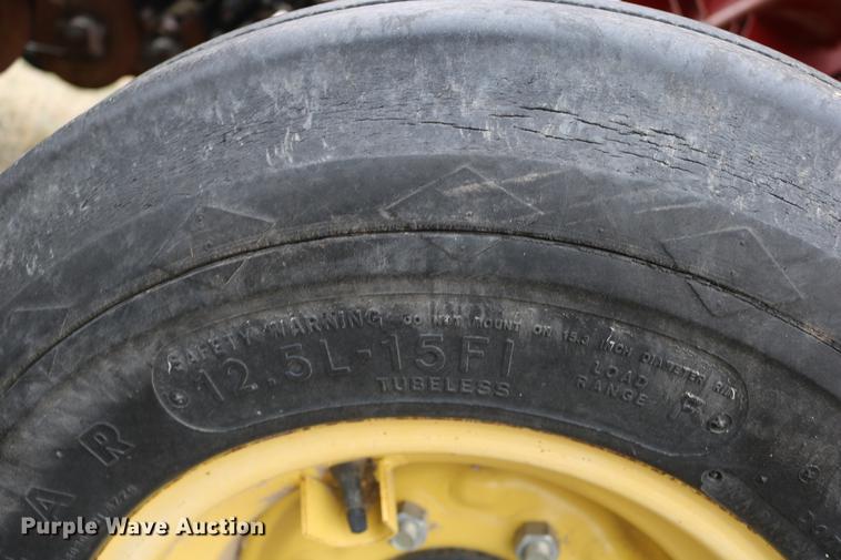 image for item DC3726 Sunflower 9130-40 no-till air seeder