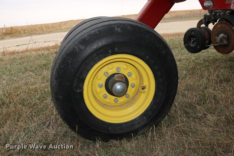 image for item DC3726 Sunflower 9130-40 no-till air seeder