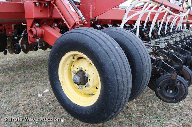 image for item DC3726 Sunflower 9130-40 no-till air seeder