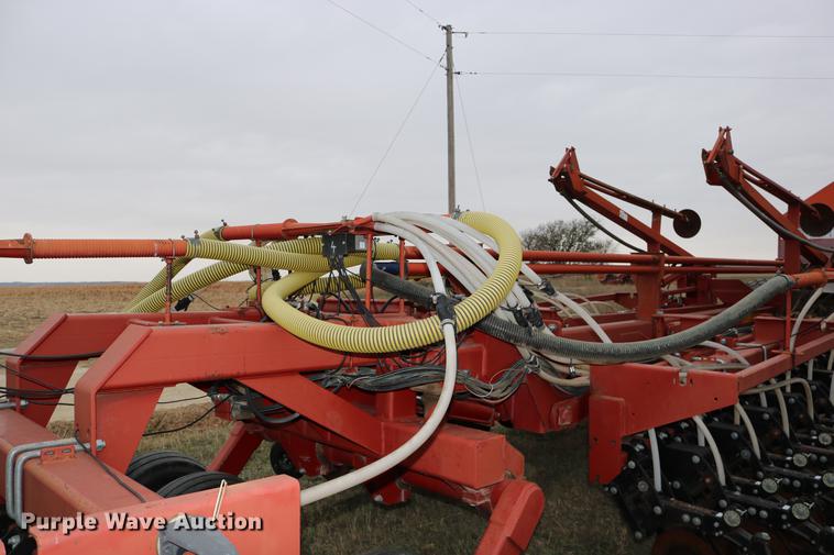 image for item DC3726 Sunflower 9130-40 no-till air seeder