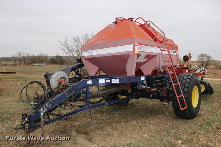 image for item DC3726 Sunflower 9130-40 no-till air seeder