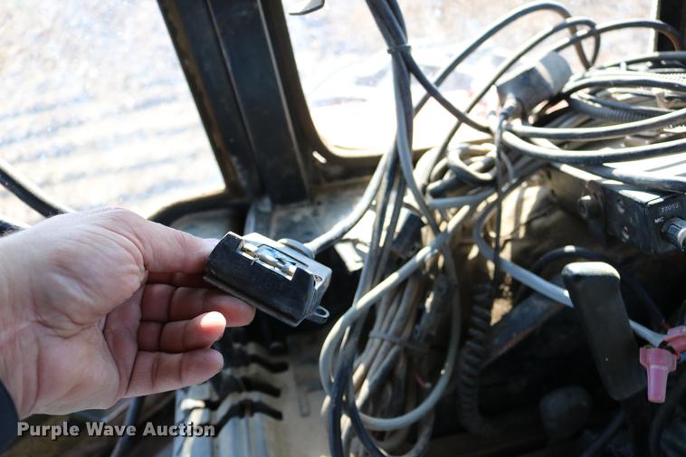 image for item DC3726 Sunflower 9130-40 no-till air seeder