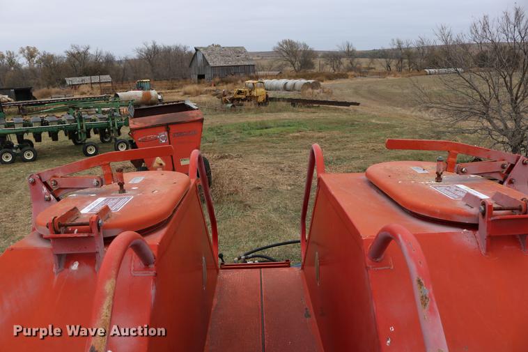 image for item DC3726 Sunflower 9130-40 no-till air seeder