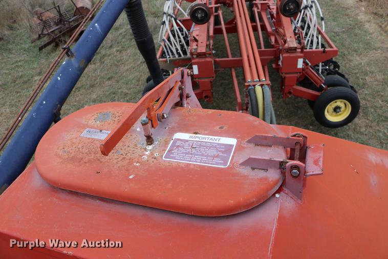 image for item DC3726 Sunflower 9130-40 no-till air seeder