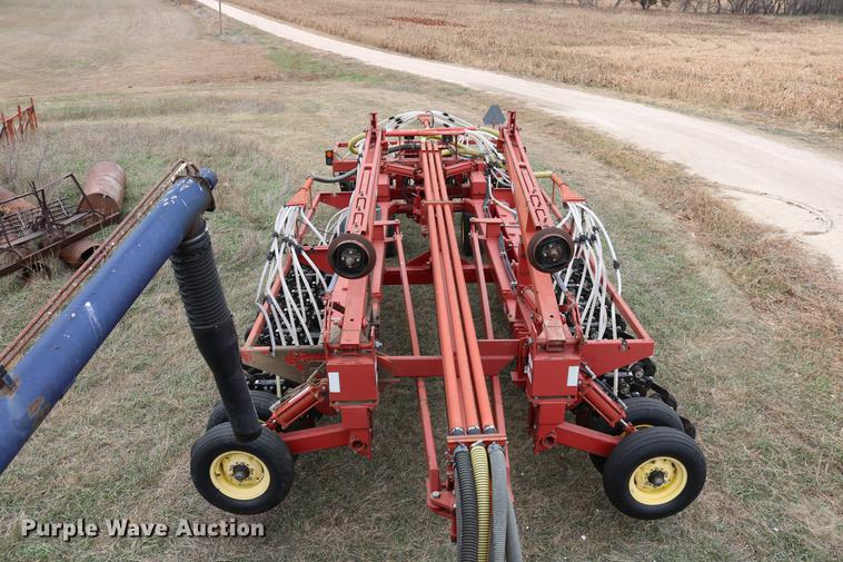 image for item DC3726 Sunflower 9130-40 no-till air seeder