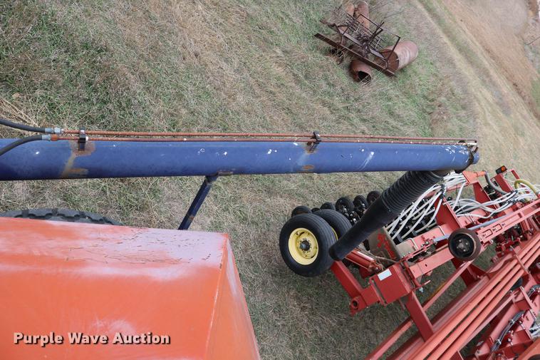 image for item DC3726 Sunflower 9130-40 no-till air seeder