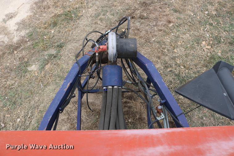 image for item DC3726 Sunflower 9130-40 no-till air seeder