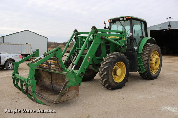 image for item DC3736 John Deere 7430 MFWD tractor