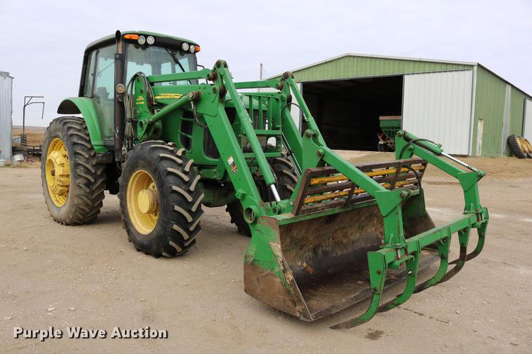 image for item DC3736 John Deere 7430 MFWD tractor