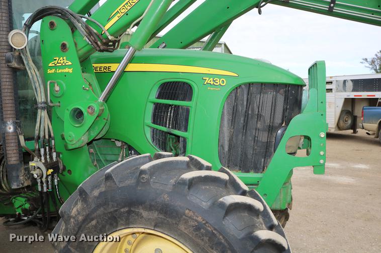 image for item DC3736 John Deere 7430 MFWD tractor