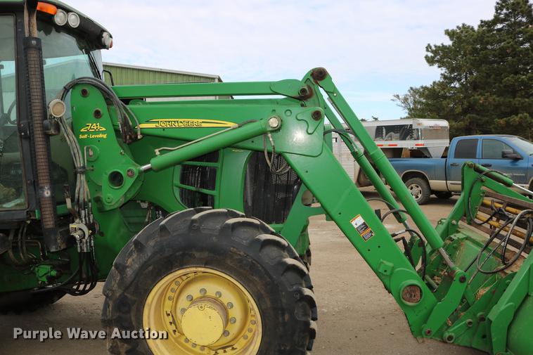 image for item DC3736 John Deere 7430 MFWD tractor