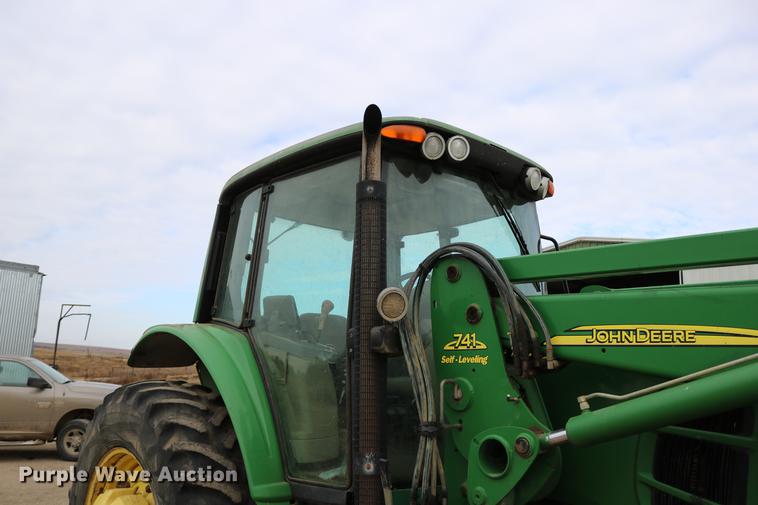 image for item DC3736 John Deere 7430 MFWD tractor