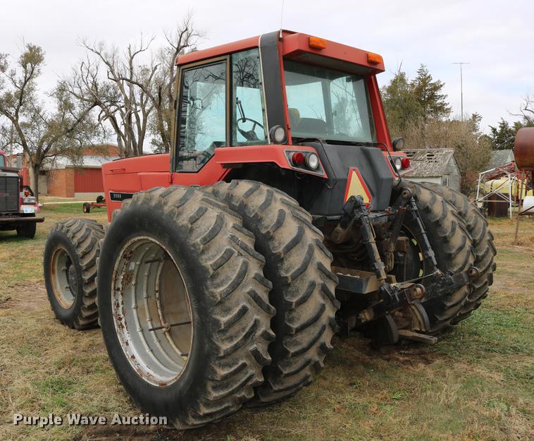 image for item DC3741 1984 International 5088 MFWD tractor