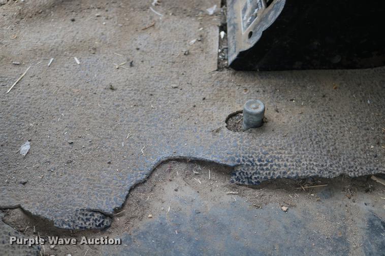 image for item DC3741 1984 International 5088 MFWD tractor