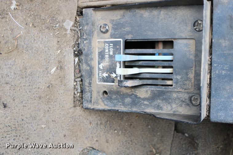 image for item DC3741 1984 International 5088 MFWD tractor