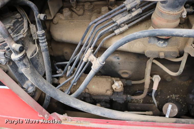 image for item DC3741 1984 International 5088 MFWD tractor