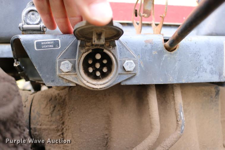 image for item DC3741 1984 International 5088 MFWD tractor