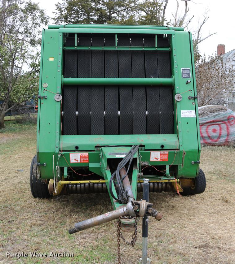 image for item DC3743 1990 John Deere 535 round baler