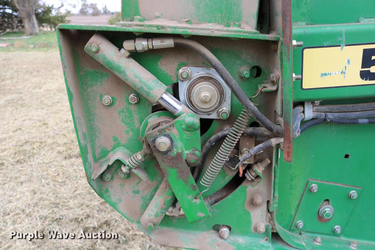 image for item DC3743 1990 John Deere 535 round baler