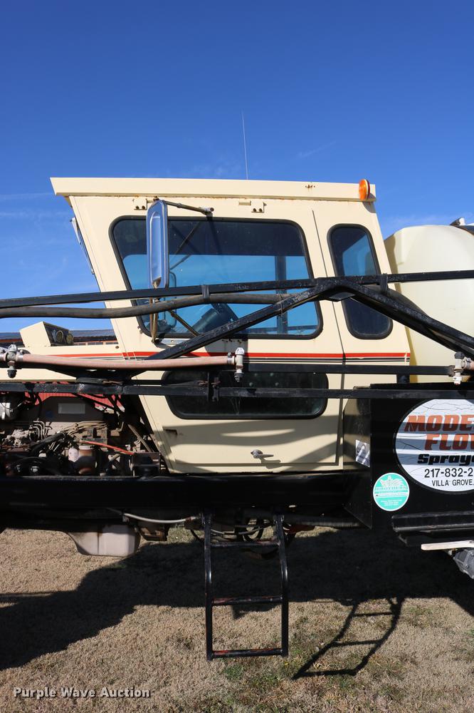 image for item DC3745 1995 Modern-flow MFI self-propelled applicator